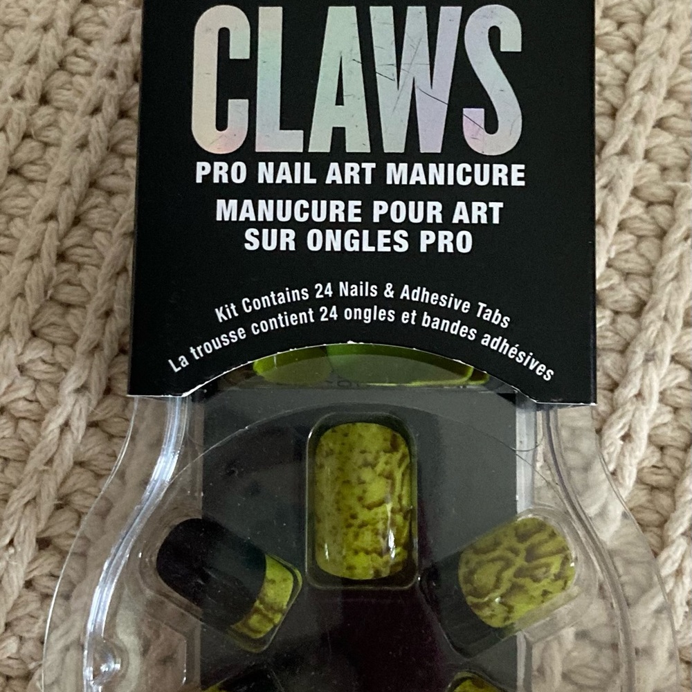 SINFULCOLOR Claws Snake Charmer Nail Art NIP
